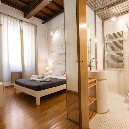Barberini Apt Close To Fontana Di Trevi Rome Exterior photo